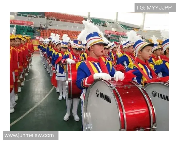 足球球星高清画像壁纸展示世界顶级球员风采与赛场英姿